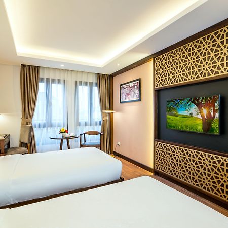 Conifer Grand Hotel Hanoi Eksteriør billede