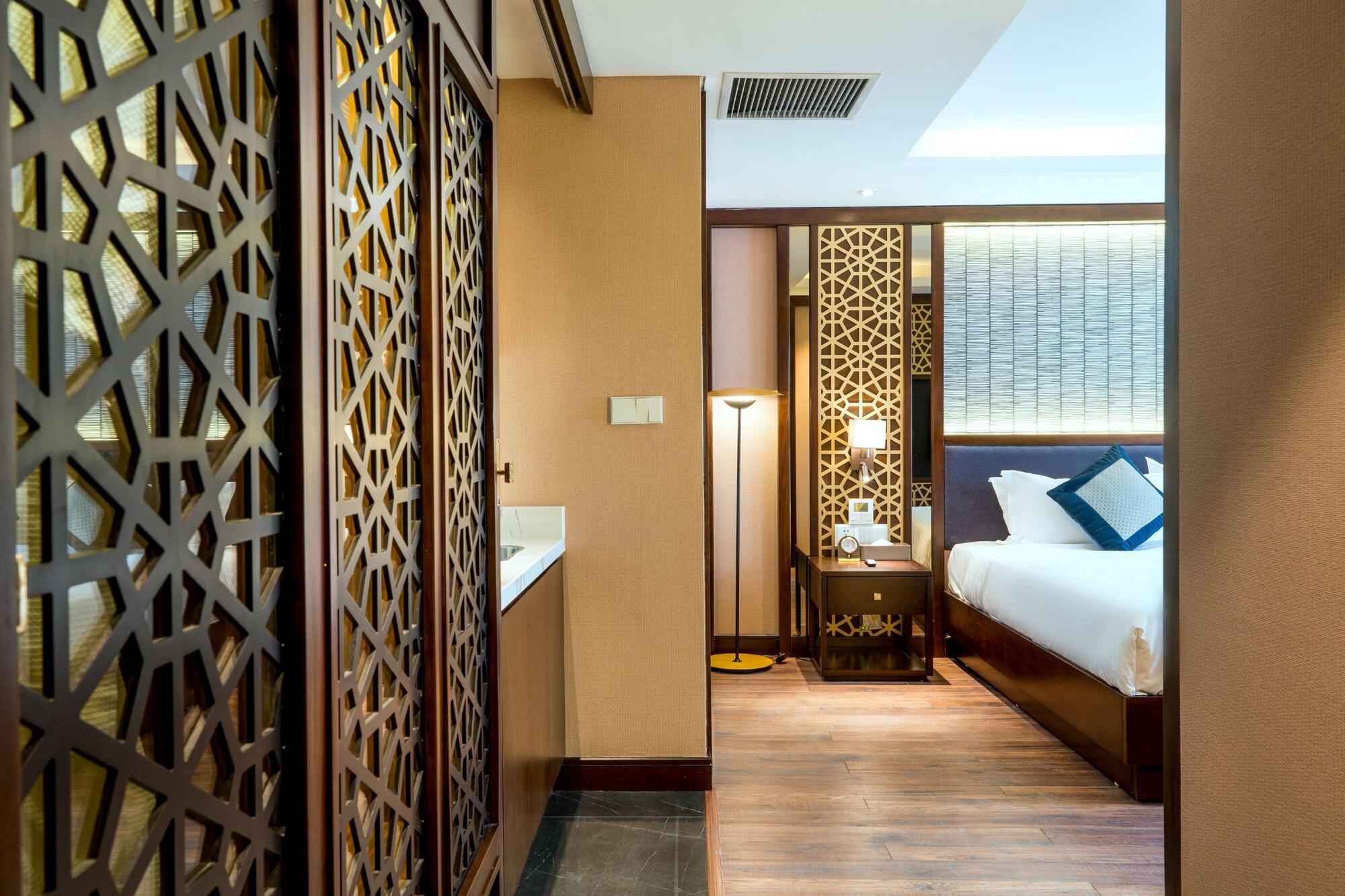 Conifer Grand Hotel Hanoi Eksteriør billede